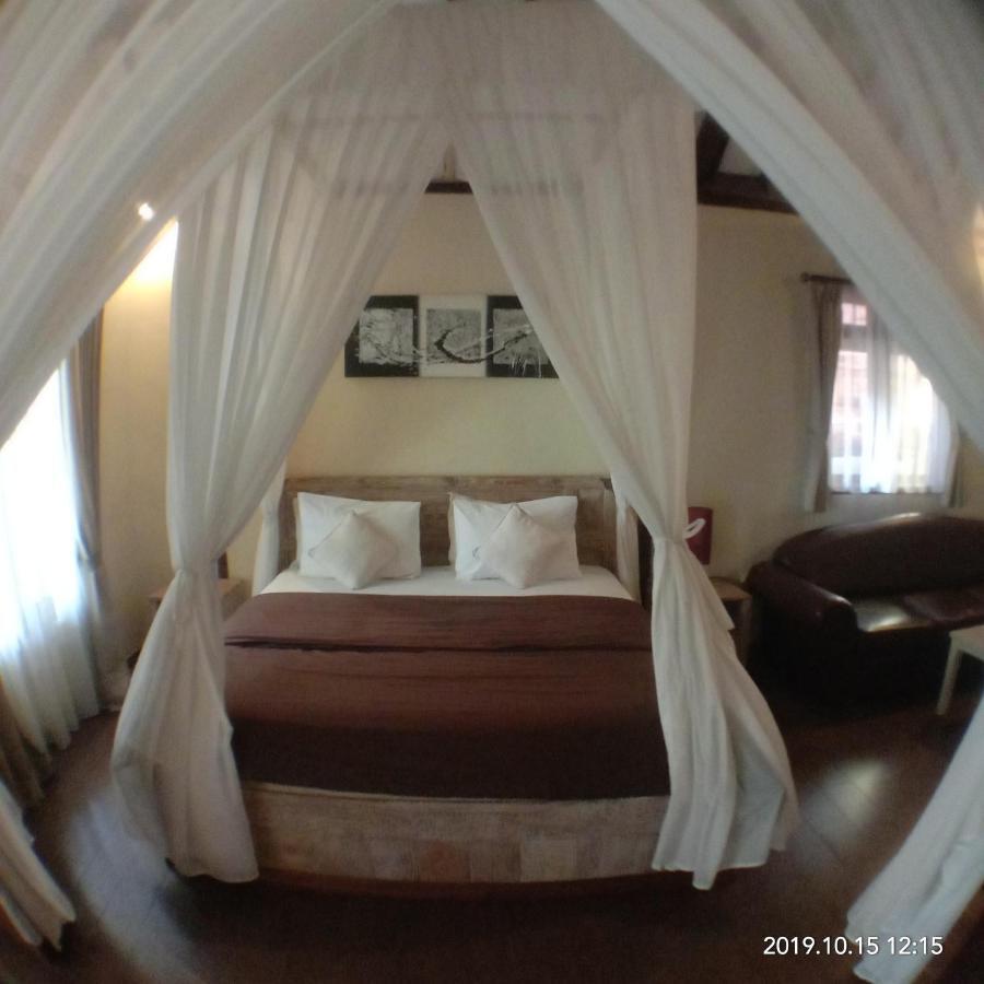 Joglo Villa Bali Penatih Ngoại thất bức ảnh